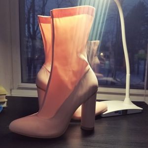 Light nude pink sexy SIMMI LONDON heels